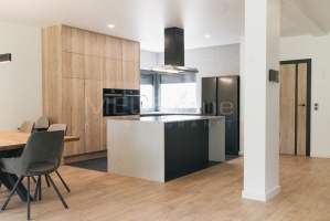Eternal Serene Silestone Kwarcogranit - Blaty kuchenne z kwarcogranitu MEUStone Bielsko-Biała Kamieniarstwo